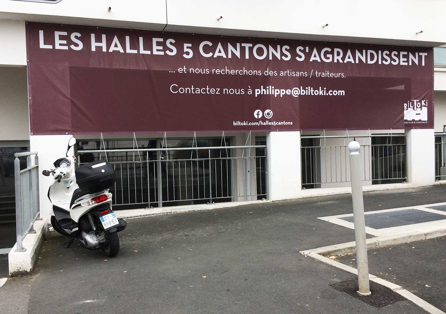 Bâche tendue format XL Halles des 5 Cantons Anglet