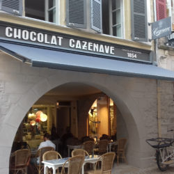 enseigne-chocolats-cazenave-pub-factory