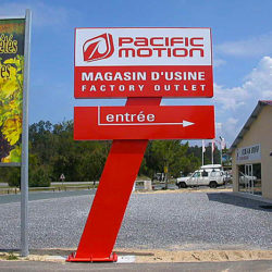 enseigne-pacificmotion-pub-factory