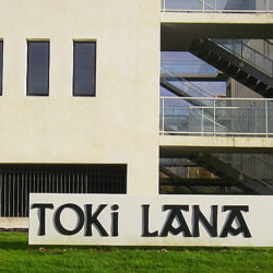 enseigne-tokilana-pub-factory